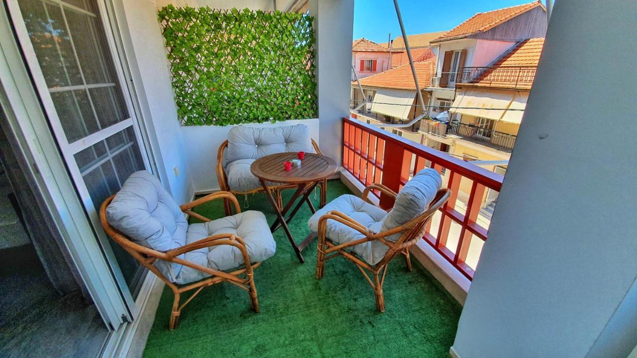 Lefkáda Gemareia Lodge מראה חיצוני תמונה